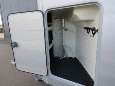 Ifor-Williams HBX 511 2-paards trailer  met zadelkamer